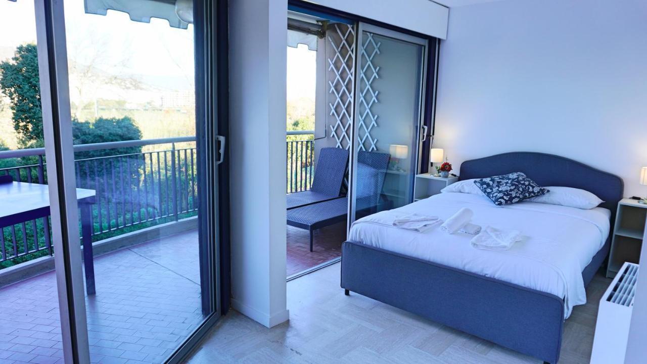 Residence Islette Du Riou Avec Piscine By Palmazur Mandelieu Exterior foto
